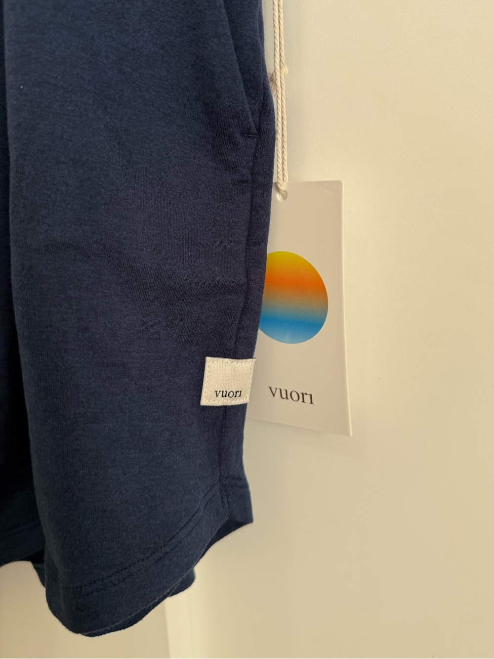 Vuori Halo Performance 2.0 Blue Coast Heather Relaxed Fit Athleisure XL NWT - Picture 5 of 6